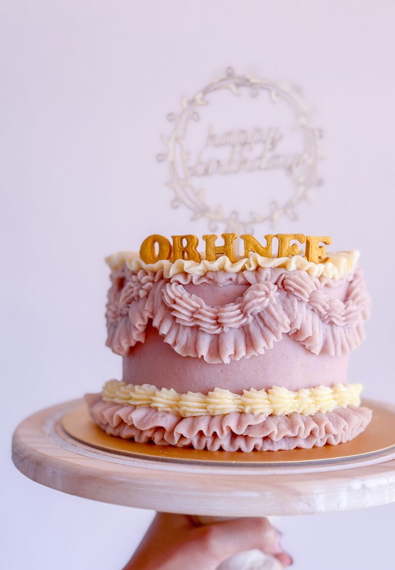 Vintage Cake